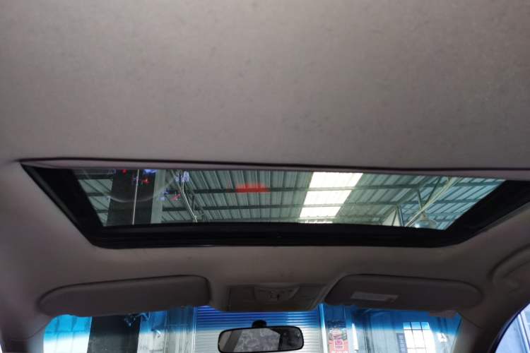 Used Nissan Teana 2011 2.0L XL Comfort Edition Headliner