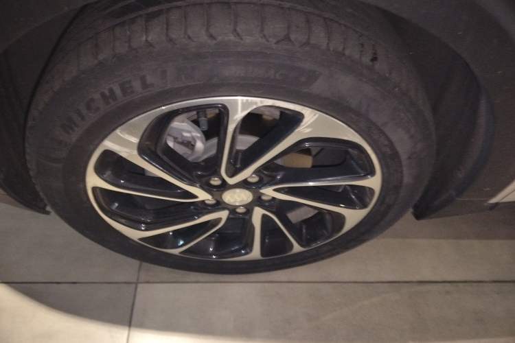 Used Buick Velite 7 2020 652E Connected Smart Car
