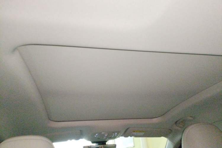 Used Roewe D7 2023 DMH 125km Excellence Edition