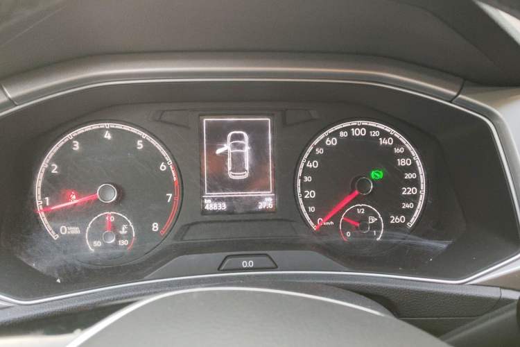 Used Volkswagen T-ROC 2018 230TSI DSG Two-Wheel Drive Advanced Version China V Standard