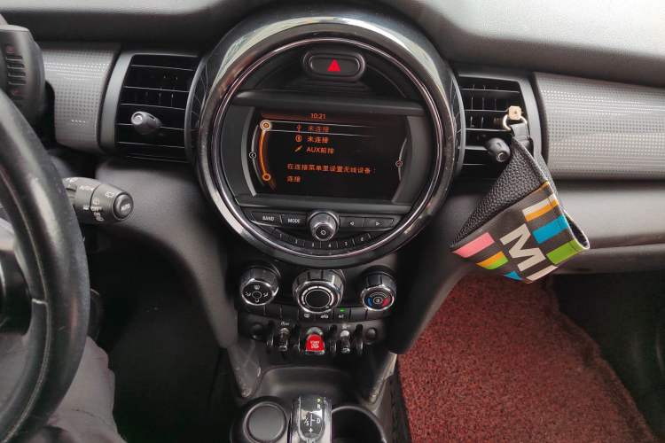 Used MINI 2015 1.5T COOPER Fun Five-Door Edition
