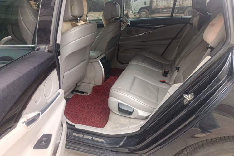 Used BMW 5 Series GT 2011 535i Elegant Edition Left Rear Seat