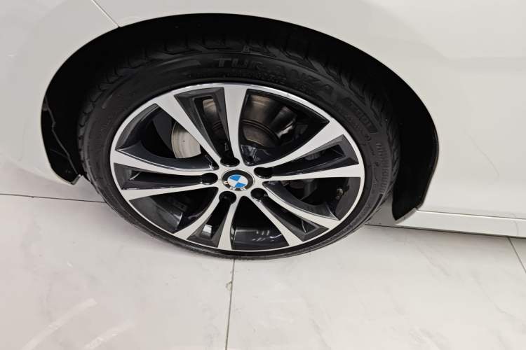 Used BMW 2 Series (Import) 2019 225i Convertible Coupe Sports Design Package