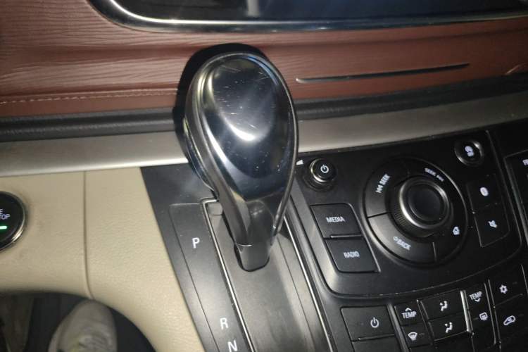 Used Buick GL8 2017 25S Luxury Version China V Standard