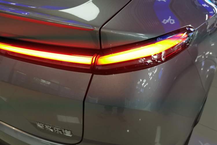 Used ONVO L60 2024 60 kWh Rear-Drive Version Exterior 3