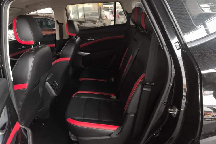 Used SOL X8 2021 300T DCT Leading Smart Connectivity Version 7 Seats
