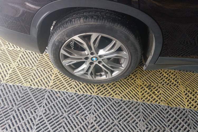 Used BMW X1 2019 sDrive20Li Leading Model Right Rear Wheel Hub