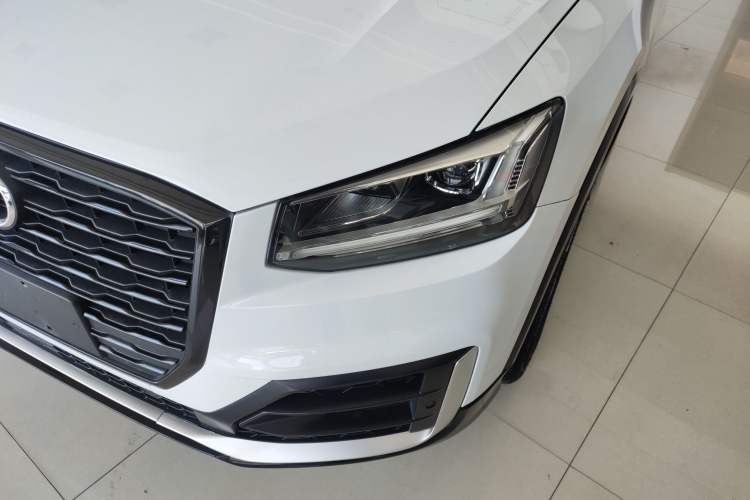 Used Audi Q2L 2018 35 TFSI Fashion Dynamic Version China VI Emission Standard
