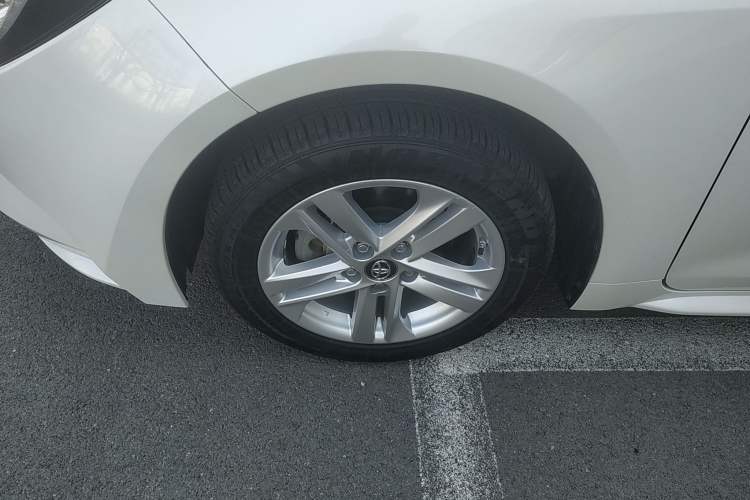 Used Toyota Levin 2019 185T CVT Luxury Edition China VI Standard
