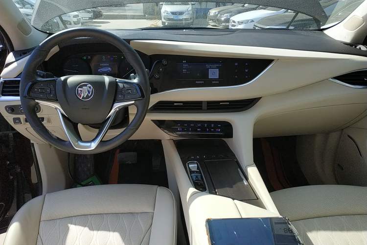 Used Buick Enclave 2022 652T 4x4 Avenir 6-Seater
