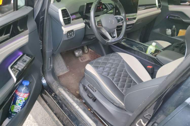 Used Volkswagen ID.6 CROZZ 2021 Long-Range PRO Edition Driver Seat