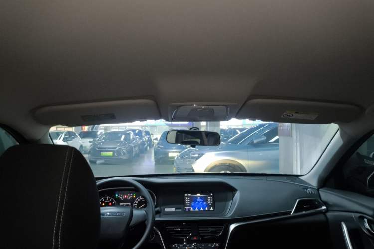 Used Venucia T90 2017 2.0L CVT Fashion Edition