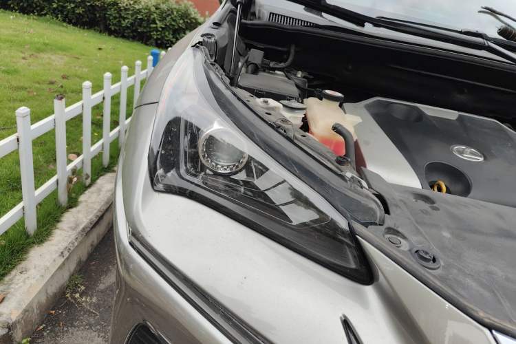 Used Lexus NX 2018 200 Front-Wheel-Drive X-Trail Version China V Standard Right Front Headlight