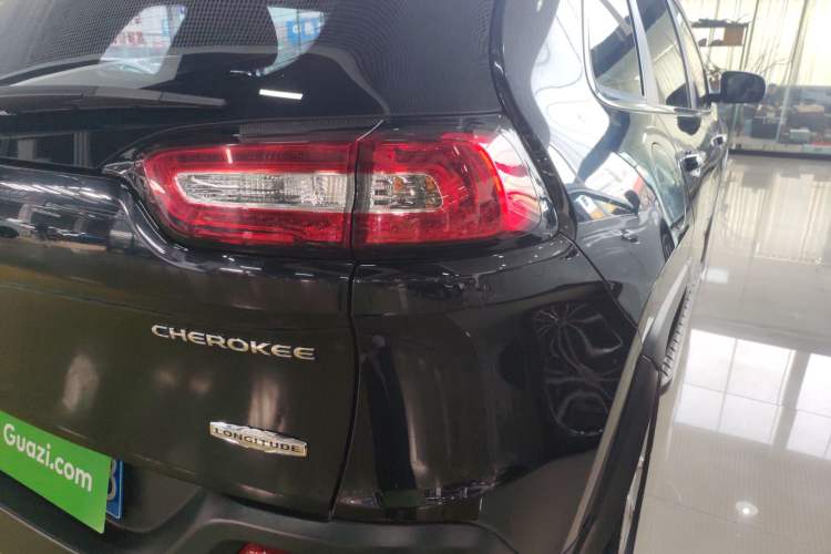 Used Jeep Cherokee 2016 2.4L Professional Edition