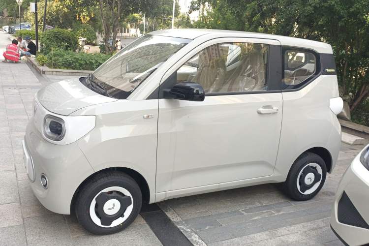Used Wuling Hongguang MINIEV 2024 3rd Generation 215km Youth Edition