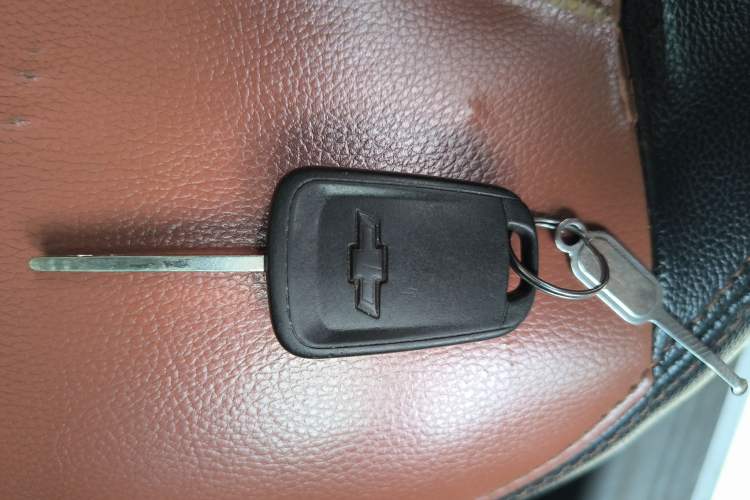 Used Chevrolet Sail 2015 Sail 3 1.3L Manual Warm Edition
