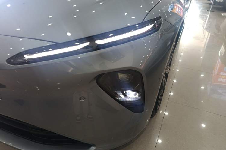 Used Nio ET7 2024 100kWh Executive Signature Edition Left Front Headlight