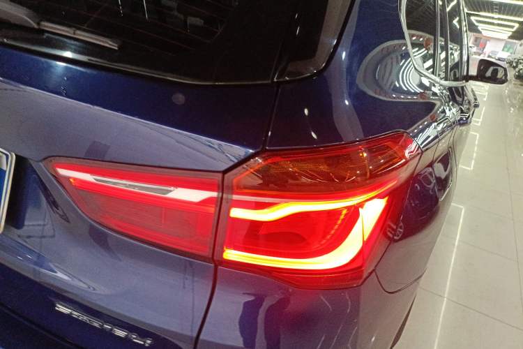 Used BMW X1 2018 sDrive18Li Luxury Model
