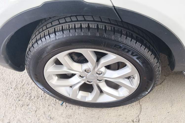 Used Land Rover Discovery Sport 2016 2.0T HSE Right Rear Wheel Hub