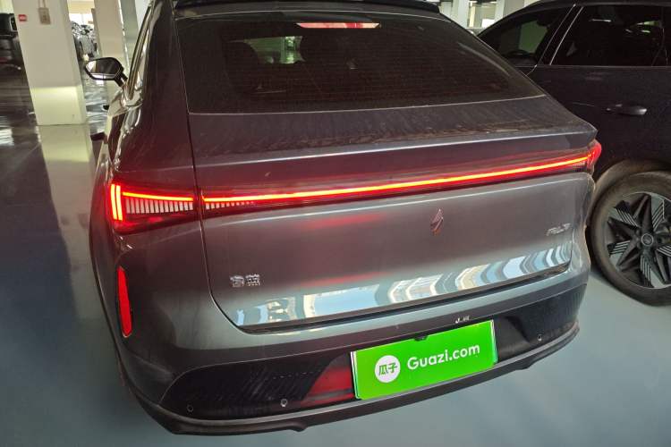 Used Livan Livan 7 2023 605 km ZHU FENG