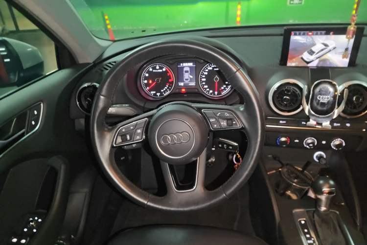 Used Audi A3 2020 Limousine 35 TFSI Fashion Edition China VI Emission Standard
