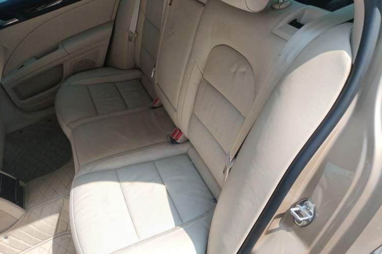 Used Skoda Superb 2013 1.8TSI Automatic Yashi Edition
