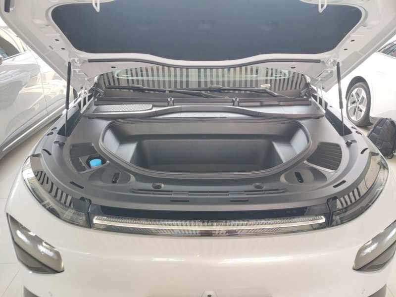 Used XPeng G9 2025 725 with Ultra-Long Range Max — 19
