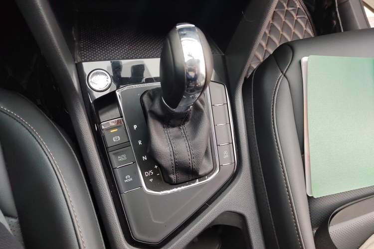 Used Volkswagen Tharu 2022 330TSI Four-Wheel Drive Luxury Edition