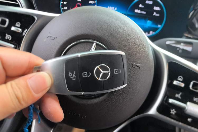 Used Mercedes-Benz GLC 2020 Facelift GLC 300 L 4MATIC Dynamic Edition
