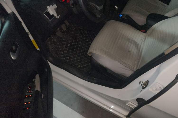 Used Peugeot 308 2014 Enjoy Edition Classic 1.6L Manual YouShang Model