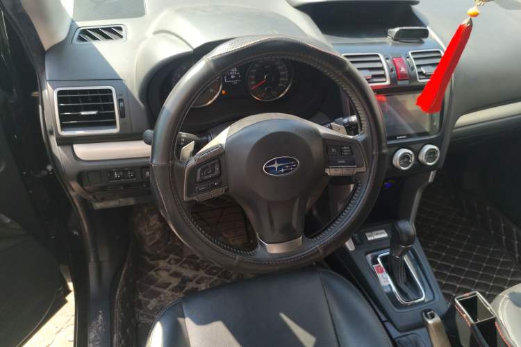 Used Subaru Forester 2015 2.0i Special Edition Commemorative Model Steering Wheel