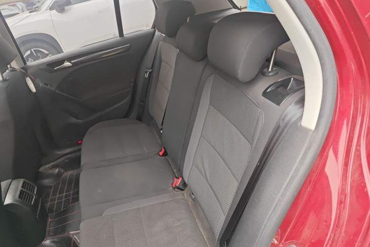 Used Volkswagen Golf 2012 1.6L Automatic Comfort Model Left Rear Seat