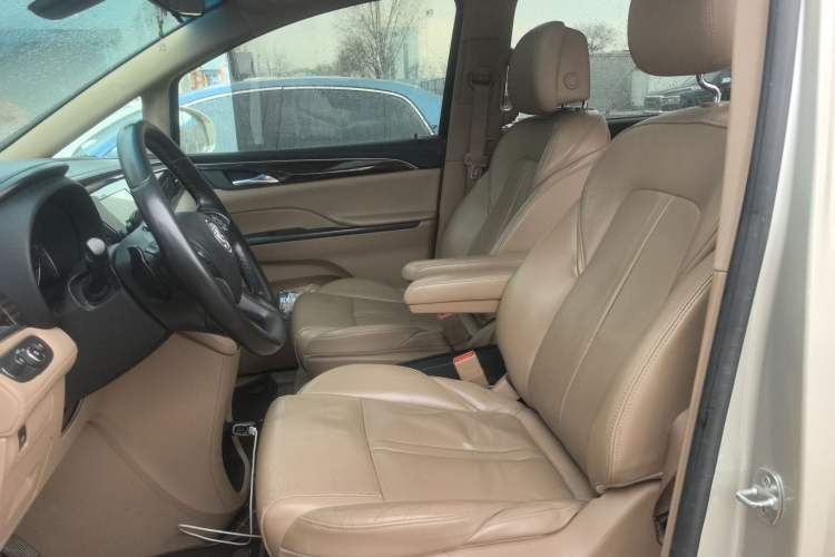 Used Buick GL8 2017 ES 28T Luxury Model China V Standard
