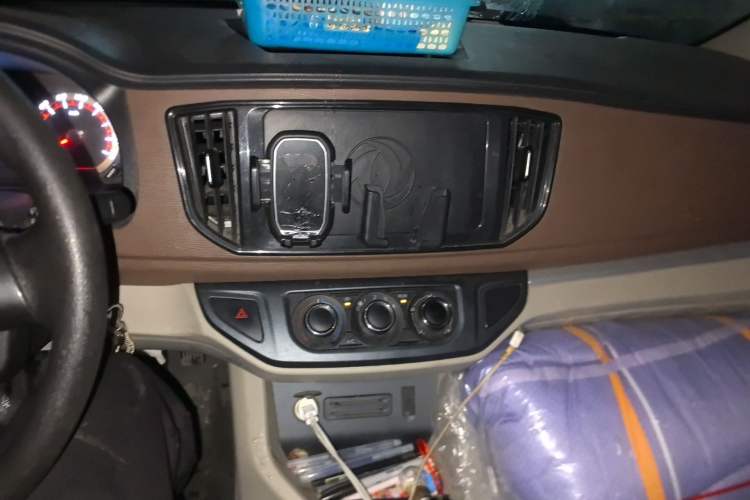 Used FORTHING Lingzhi 2019 V3 1.6L 2-Seat Standard Model China VI