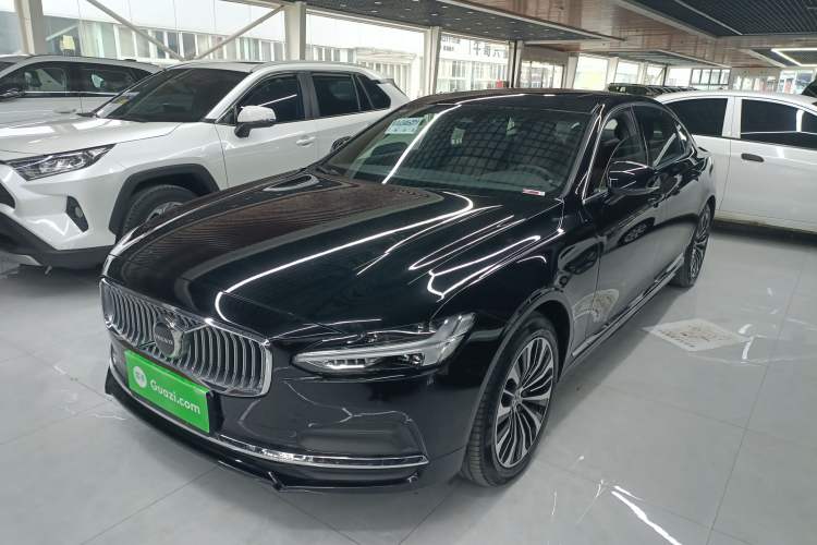 Used Volvo S90 2024 B5 Zhiyi Luxury Edition