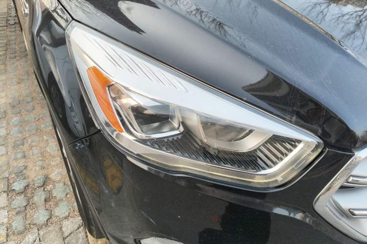 Used Ford Kuga 2017 EcoBoost 180 Two-Wheel-Drive Luxury Wing Edition