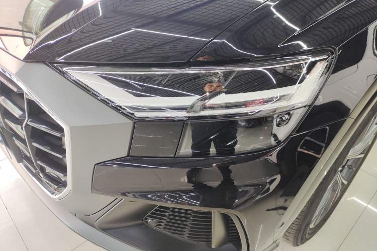 Used Audi Q8 2019 55 TFSI Luxury Dynamic Model
