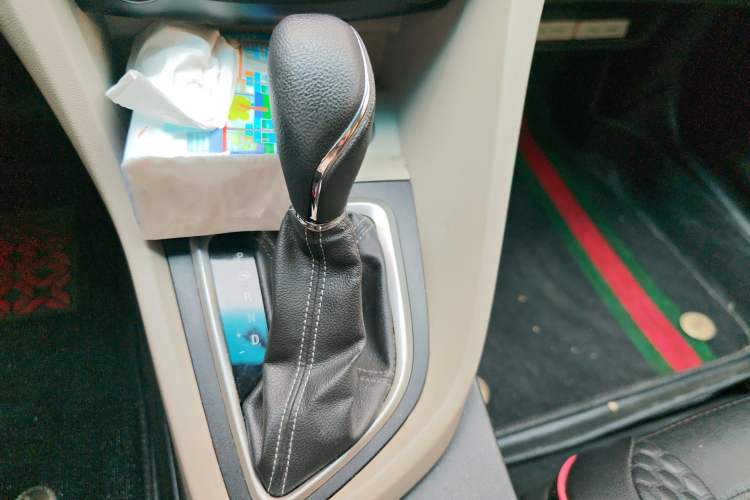 Used Buick GT 2015 15N Automatic Elite Version Gear Lever