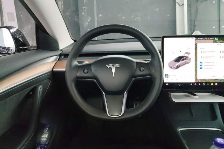 Used Tesla Model 3 2022 Rear-Wheel-Drive Version
