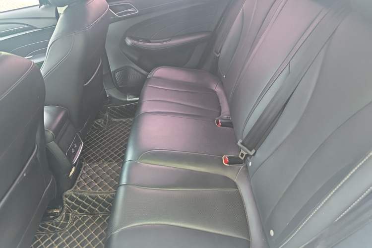 Used Roewe i5 2019 1.5L Automatic 4G Connected Langhao Edition
