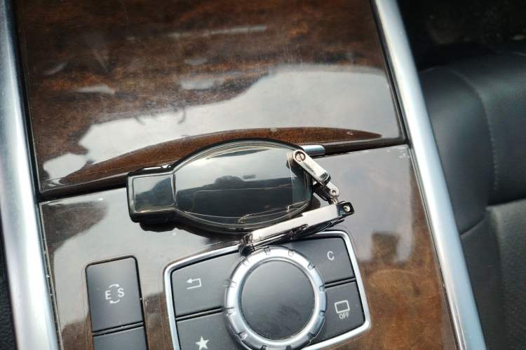 Used Mercedes-Benz E-Class 2015 Revised E 260 L