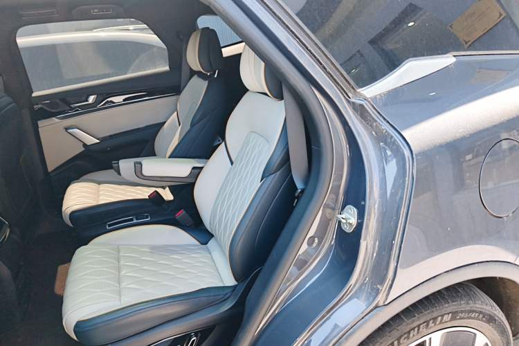 Used BYD Tang New Energy 2022 EV 635 km All-Wheel-Drive Flagship Model