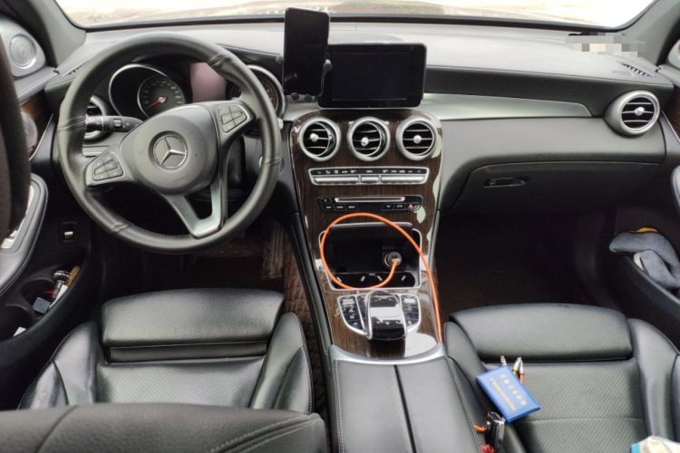 Used Mercedes-Benz GLC 2018 GLC 260 4MATIC Dynamic Edition
