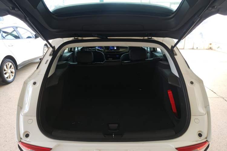 Used Buick Velite 6 2023 430km Range Commuter Version