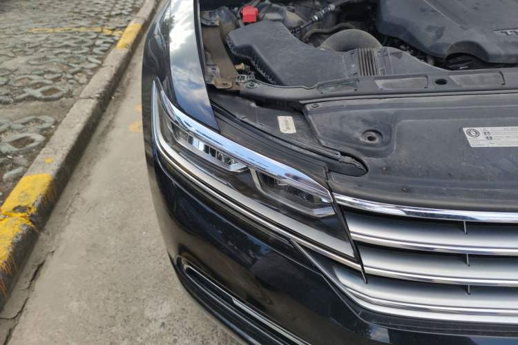 Used Volkswagen Phideon 2019 380TSI Two-Wheel Drive Business Edition China V Standard
