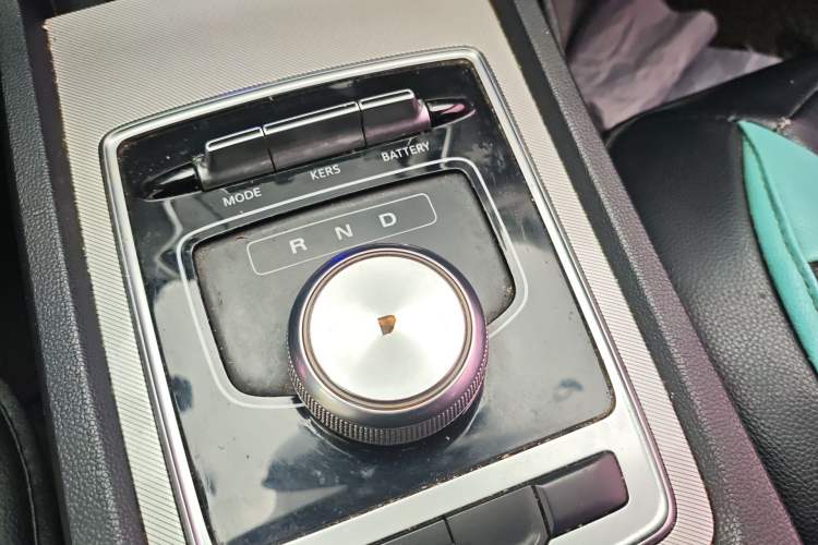 Used Roewe i6 New Energy 2017 45T Hybrid Connect & Smart Enjoyment Edition
