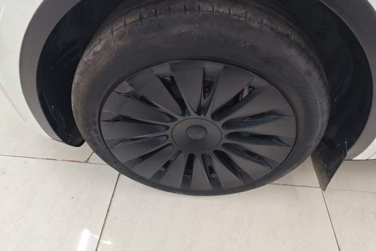 Used Tesla Model Y 2024 Rear-Wheel-Drive Version