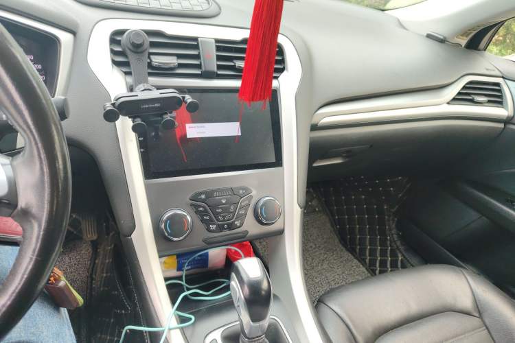 Used Ford Mondeo 2013 1.5L GTDi180 Fashion Edition Audio And AC Panel