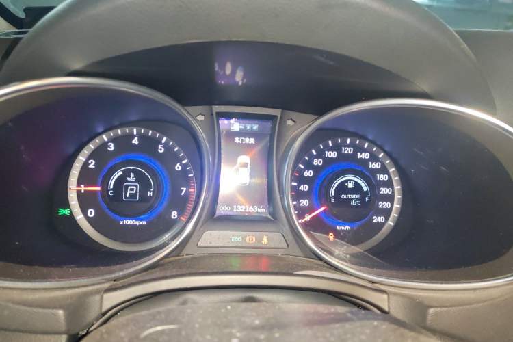 Used Hyundai Santa Fe 2013 Revised Version 2.0T Automatic All-Wheel Drive Top-Tier Trim