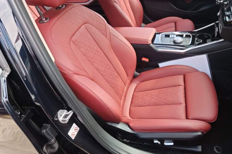 Used BMW i3 2022 eDrive 35 L
